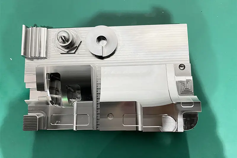 CNC precision machining