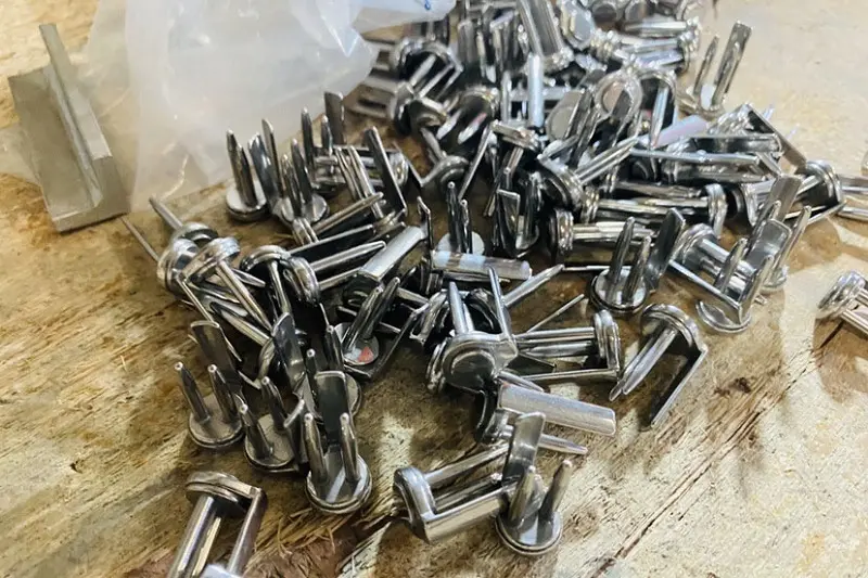 Steel alloy casting