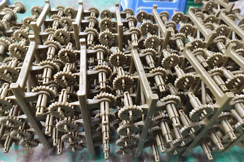 Investment casting component